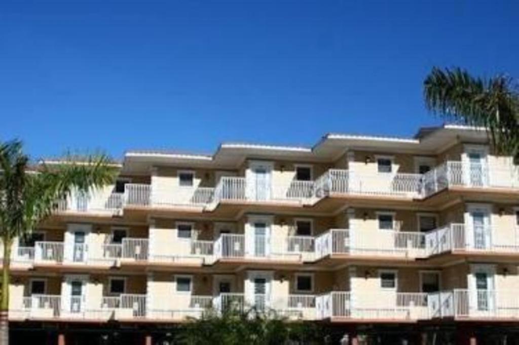 Beso Del Sol Resort Dunedin Exterior foto