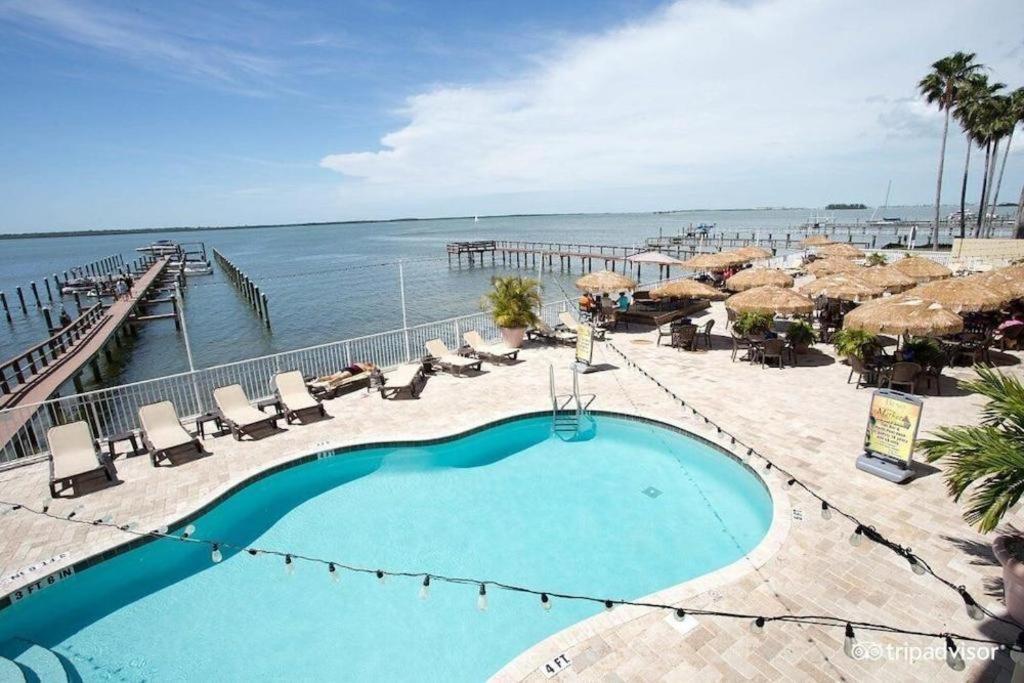 Beso Del Sol Resort Dunedin Exterior foto