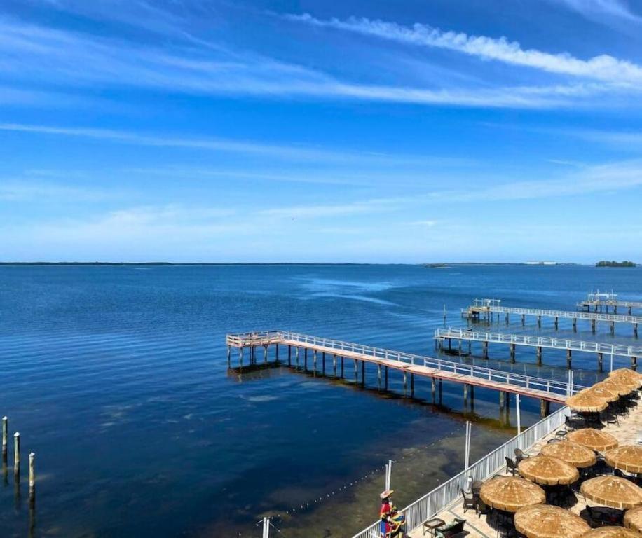 Beso Del Sol Resort Dunedin Exterior foto