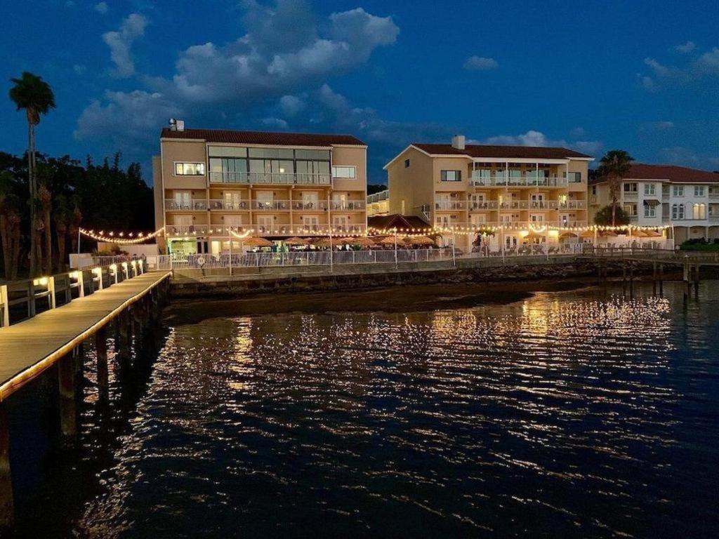 Beso Del Sol Resort Dunedin Exterior foto