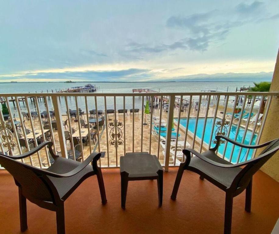 Beso Del Sol Resort Dunedin Exterior foto